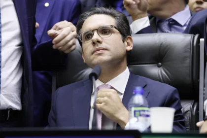 Motta avalia punir deputados por bloqueio físico durante sessão da Câmara 24 rss featured 16163 1754606621