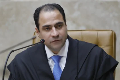 OAB pede pacto entre Poderes, condena prisões sem sentença e repudia sanções externas contra o Brasil 21 rss featured 16207 1754622886
