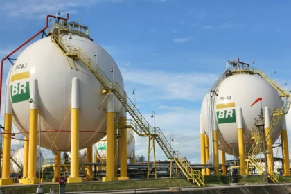 Retorno da Petrobras à distribuição de GLP eleva receio de intervenção e pressiona ações 29 rss featured 17516 1754874799