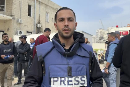 Israel alega que repórter morto em Gaza comandava célula do Hamas; Al Jazeera nega 9 rss featured 17589 1754920787