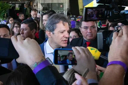 Haddad atribui a grupos de extrema direita cancelamento de reunião com secretário do Tesouro dos EUA 9 rss featured 17657 1754937790