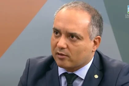 Prefeito e dois vereadores de São Bernardo do Campo são afastados em ação da PF por suspeita de corrupção 9 rss featured 18036 1755174242