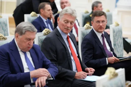Kremlin descarta assinatura de documentos na cúpula entre Putin e Trump no Alasca 6 rss featured 18123 1755204765