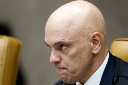 Moraes ordena revista em celular de advogado durante acareação no STF 30 rss featured 18203 1755255394
