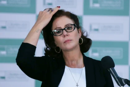 Nunes Marques vota contra condenação de Carla Zambelli por porte ilegal de arma no STF 9 rss featured 18264 1755271380