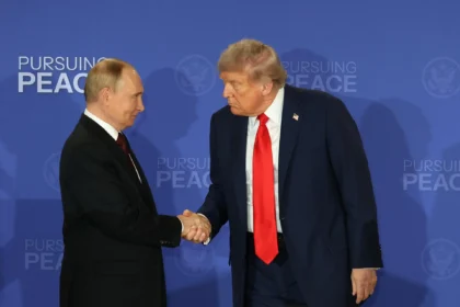 Ucranianos veem fracasso em reunião Trump-Putin, enquanto Rússia celebra resultado 15 rss featured 18376 1755310031