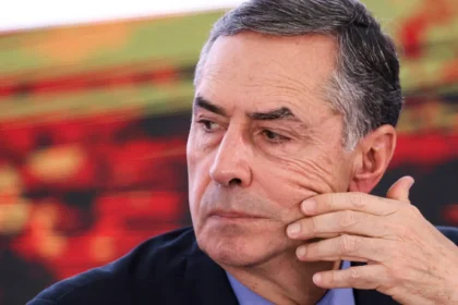 Barroso afirma que não deixará o STF antes do prazo e descarta “ditadura do Judiciário” 9 rss featured 18671 1755552190