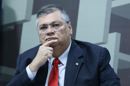 Decisão de Dino impõe aval do STF a leis estrangeiras e abre caminho para contestar efeitos da Lei Magnitsky 30 rss featured 18683 1755555763