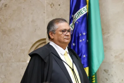Bancos brasileiros encolhem R$ 41,9 bilhões após ministro Dino restringir leis estrangeiras 15 rss featured 18943 1755651264