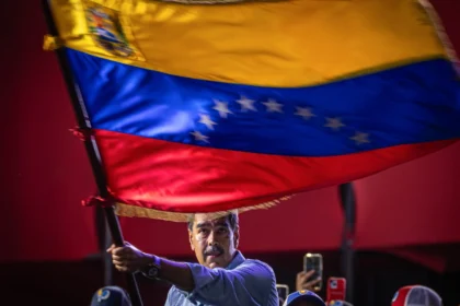 Maduro acusa EUA de planejar “golpe terrorista” após proposta de envio de navios ao Caribe 3 rss featured 19592 1755992283