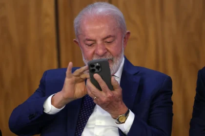 Governo reúne base aliada após revés e busca blindar Lula na CPMI do INSS 27 rss featured 19753 1756144365