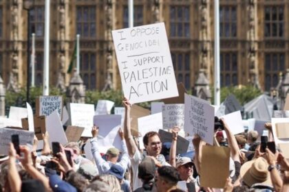 Polícia de Londres indicia 47 pessoas por apoio ao grupo Palestine Action 21 ocrente 1756761153