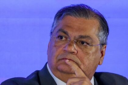Passageira agride verbalmente ministro Flávio Dino em voo de São Luís a Brasília 24 ocrente 1756783689