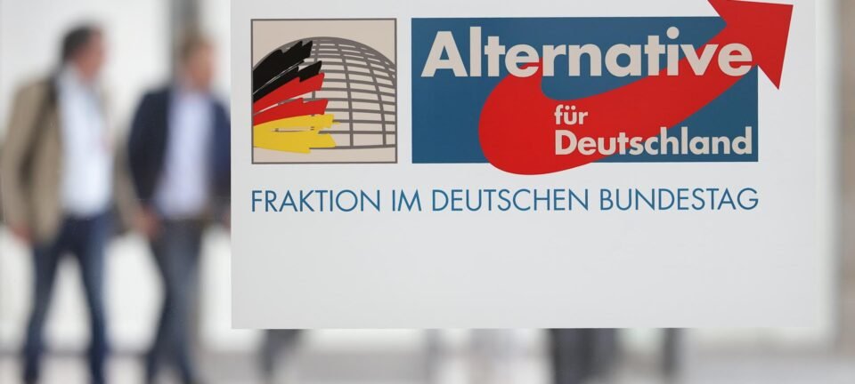 Quatro candidatos da AfD morrem durante campanha para eleições municipais na Alemanha 4 Quatro candidatos da AfD morrem durante campanha para eleições municipais na Alemanha - Imagem do artigo
