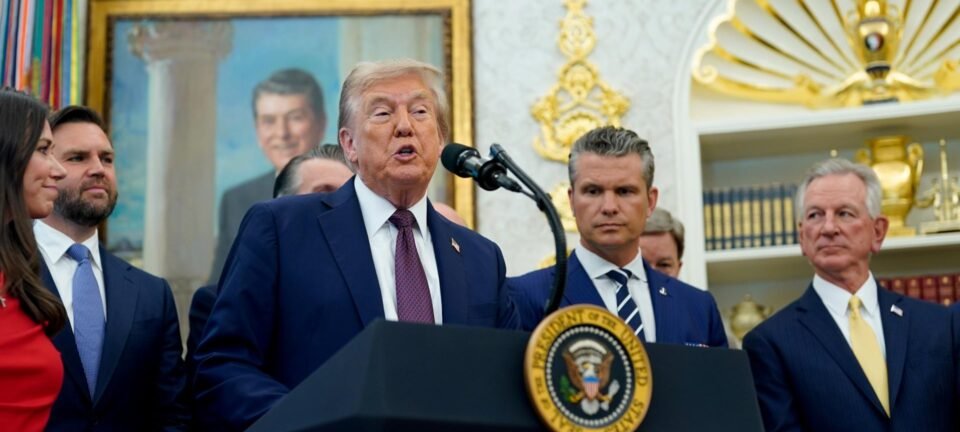 Trump transfere sede do Comando Espacial dos EUA do Colorado para o Alabama e culpa voto por correio 4 Trump transfere sede do Comando Espacial dos EUA do Colorado para o Alabama e culpa voto por correio - Imagem do artigo