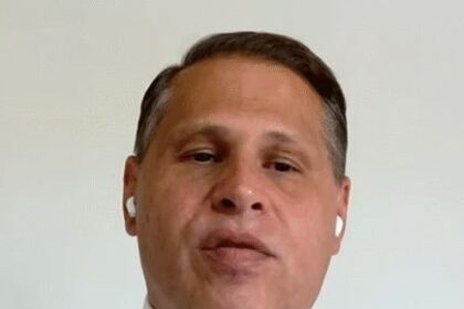 Flávio Bolsonaro pedirá à Justiça italiana proteção para ex-assessor do TSE 30 ocrente 1756851255