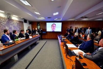 Senadores querem CPI para apurar denúncias de ex-assessor sobre uso da estrutura do TSE por Moraes 21 ocrente 1756854927
