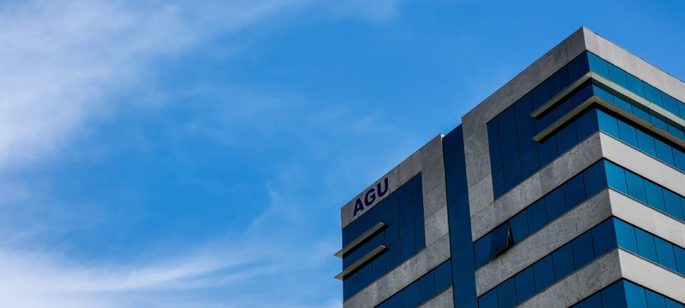 AGU desembolsa R$ 2,34 bilhões em honorários em julho para 12 mil servidores 4 AGU desembolsa R$ 2,34 bilhões em honorários em julho para 12 mil servidores - Imagem do artigo