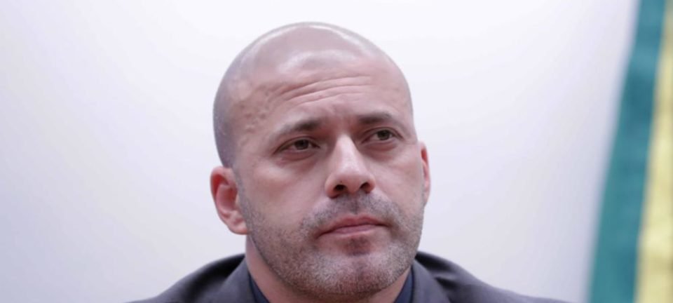 PGR defende abatimento de 113 dias na pena do ex-deputado Daniel Silveira 4 PGR defende abatimento de 113 dias na pena do ex-deputado Daniel Silveira - Imagem do artigo
