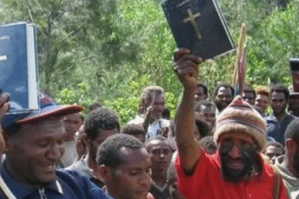 Parlamento da Papua-Nova Guiné inclui referência à Trindade e reconhece a Bíblia como símbolo nacional 18 ocrente 1757011291