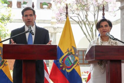 Caracas protesta contra possibilidade de nova base militar dos EUA no Equador 12 ocrente 1757028451