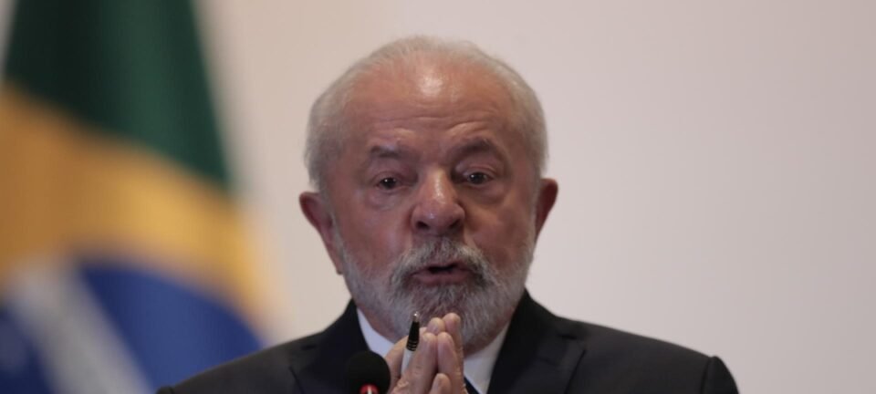 Lula diz que Brasil permanecerá neutro em tensão entre EUA e Venezuela 4 Lula diz que Brasil permanecerá neutro em tensão entre EUA e Venezuela - Imagem do artigo