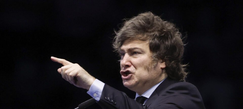 Eleição legislativa em Buenos Aires vira teste de força entre Milei e peronismo 4 Eleição legislativa em Buenos Aires vira teste de força entre Milei e peronismo - Imagem do artigo