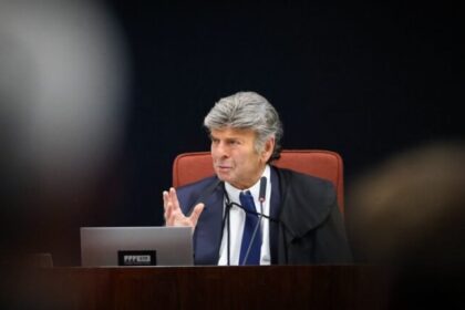 Fux afasta acusação de organização criminosa contra Bolsonaro e outros sete réus no STF 27 ocrente 1757524539