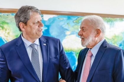 Lula chama Tarcísio de “serviçal de Bolsonaro” e afirma que “extrema-direita não voltará ao poder” 24 ocrente 1757698920