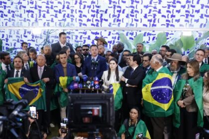 Oposição pressiona Câmara para votar anistia que pode alcançar Bolsonaro após condenação no STF 6 ocrente 1757986486