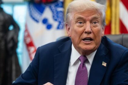 Trump vai à Justiça e pede US$ 15 bilhões ao New York Times por difamação 10 ocrente 1758020513