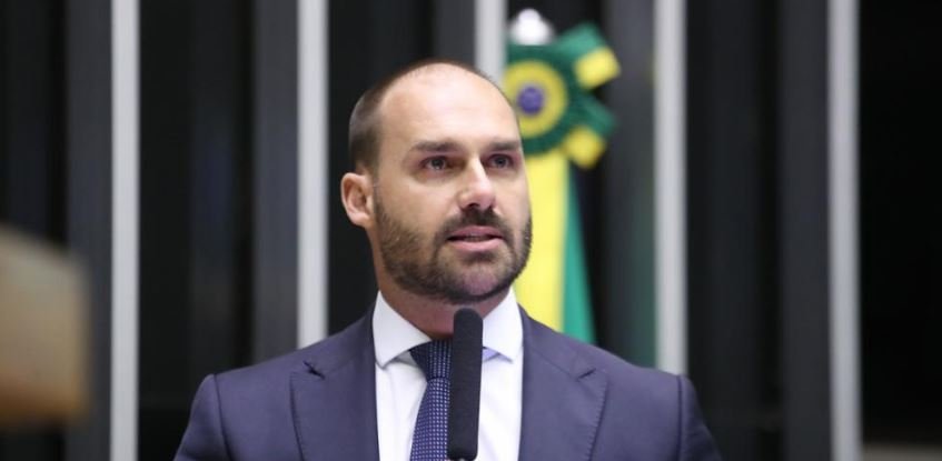 PL confirma Eduardo Bolsonaro como líder da Minoria na Câmara e tenta barrar risco de cassação 2 ocrente 1758061926