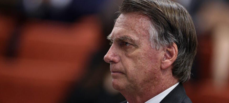 Bolsonaro deixa hospital após laudo apontar câncer de pele em duas lesões 2 ocrente 1758132086