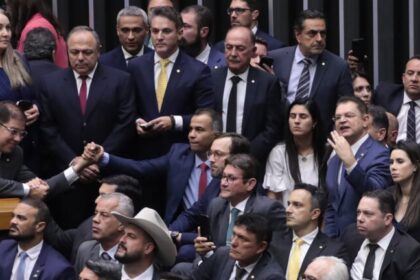 Câmara acelera tramitação de proposta de anistia para atos de 8 de Janeiro 2 ocrente 1758160899
