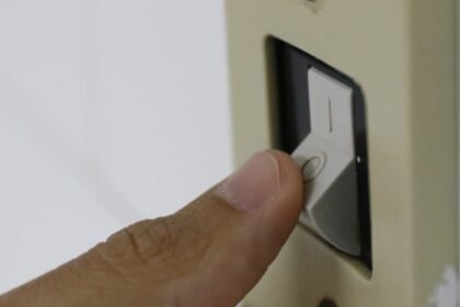 Senado aprova MP que zera conta de luz para famílias de baixa renda 16 ocrente 1758195115