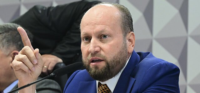 Advogado Nelson Wilians se cala na CPMI do INSS e nega ligação com esquema de R$ 4,3 bilhões 2 ocrente 1758217598