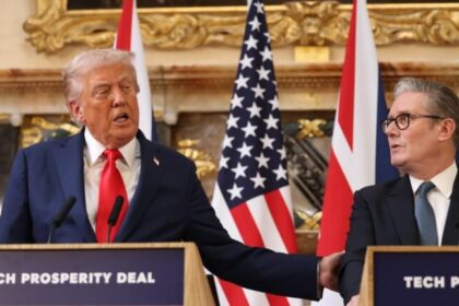 Trump sugere a Starmer empregar militares para frear imigração ilegal no Reino Unido 12 ocrente 1758227585