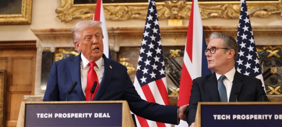 Trump sugere a Starmer empregar militares para frear imigração ilegal no Reino Unido 2 ocrente 1758227585