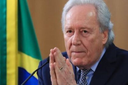 CPMI do INSS mira filho de Ricardo Lewandowski por suspeita de blindagem em esquema de R$ 730 milhões 6 ocrente 1758245539