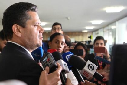Alcolumbre mantém em sigilo por 100 anos registros de visitas de suspeito de fraudes do INSS ao Senado 20 ocrente 1758272492