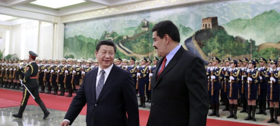 Sob pressão dos EUA, Venezuela recorre à China e mapeia aliados militares na região 2 ocrente 1758328387