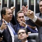 Corregedoria pede suspensão de três deputados da oposição após ocupação do plenário 5 ocrente 1758391320