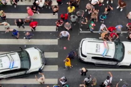 Guardas civis são vaiados durante manifestação contra PEC da Imunidade na Avenida Paulista 8 ocrente 1758495833