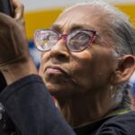Maduro mobiliza civis e ensina uso de armas contra possível invasão dos EUA 4 ocrente 1758505590