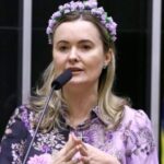 Deputada do PL é denunciada à PGR após chamar Lula de “corrupto de nove dedos” 4 ocrente 1758715373
