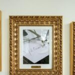 Trump exibe “assinatura automática” de Biden em vez de retrato em galeria presidencial 5 ocrente 1758773832