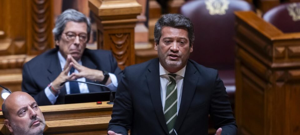 Líder do Chega ataca decisão de Montenegro de reconhecer Estado palestino 2 ocrente 1758777524