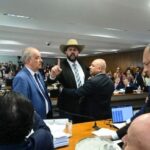 Bate-boca entre Zé Trovão e defesa do “Careca do INSS” paralisa CPMI por cinco minutos 4 ocrente 1758818865
