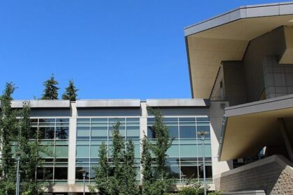 Microsoft bloqueia serviços de nuvem e IA do Ministério da Defesa de Israel após denúncias de espionagem em Gaza 20 ocrente 1758859368