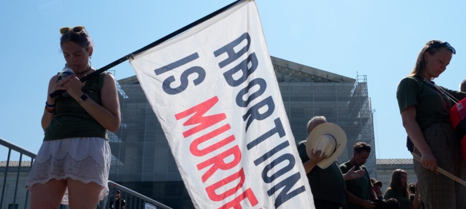 Cortes federais fazem Planned Parenthood suspender marcações de aborto em Wisconsin 2 ocrente 1758904532